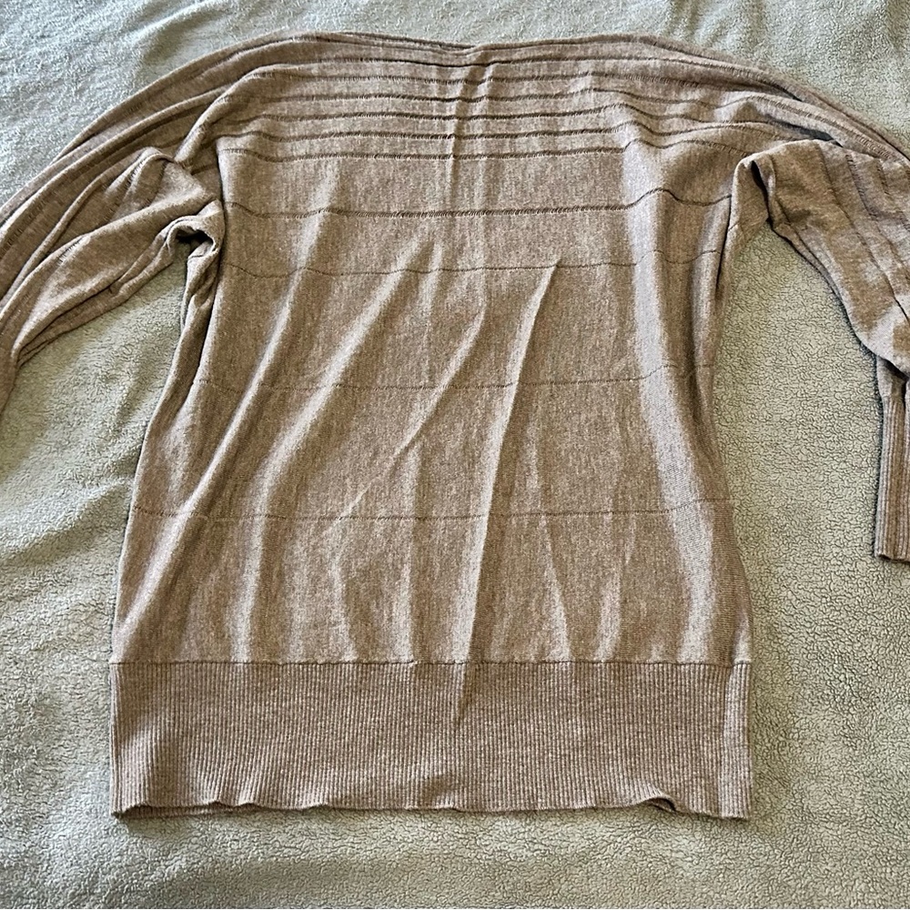 Shirt - Picture 5 of 7